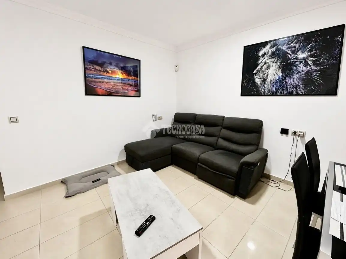 Semi-detached house to rent in Centro, imagen 2