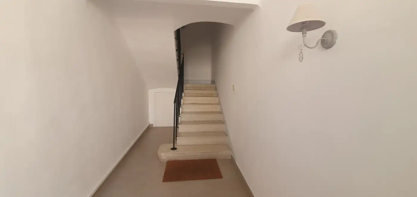 Wohnung zur Miete in Mollerussa mit Klimaanlage, Terrasse und Möbliert