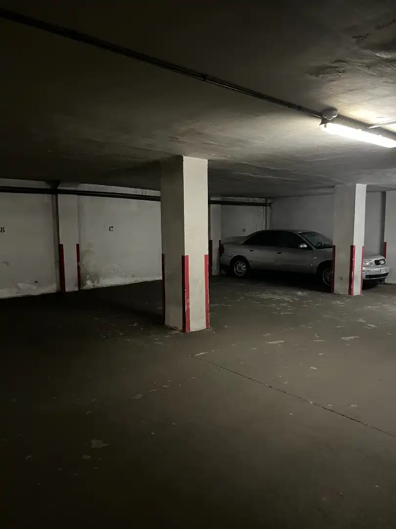 Aparcament de Garatge de lloguer en Las Viñas