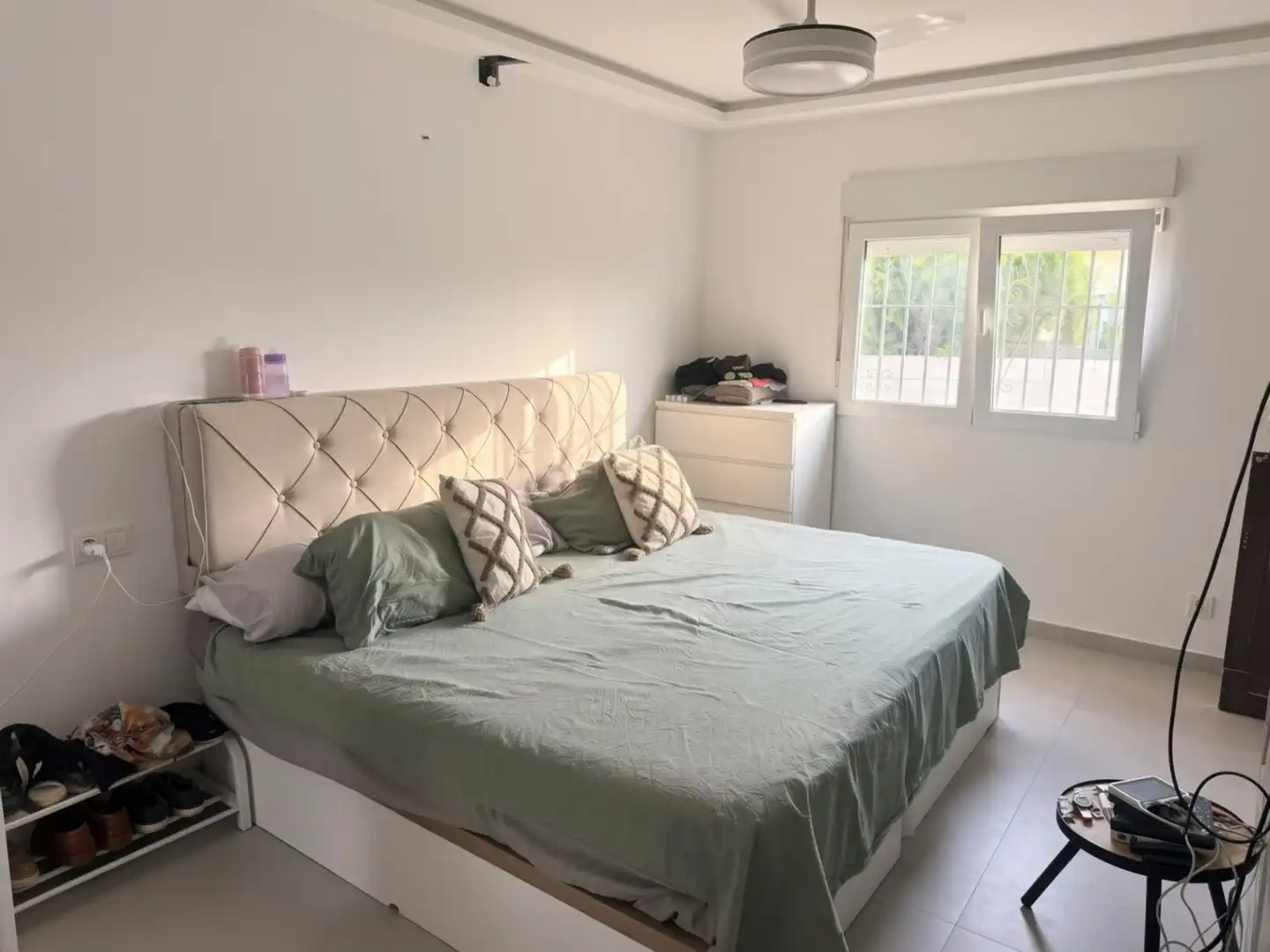 Dormitori de Casa o xalet en venda en Manilva amb Aire condicionat, Jardí privat i Terrassa