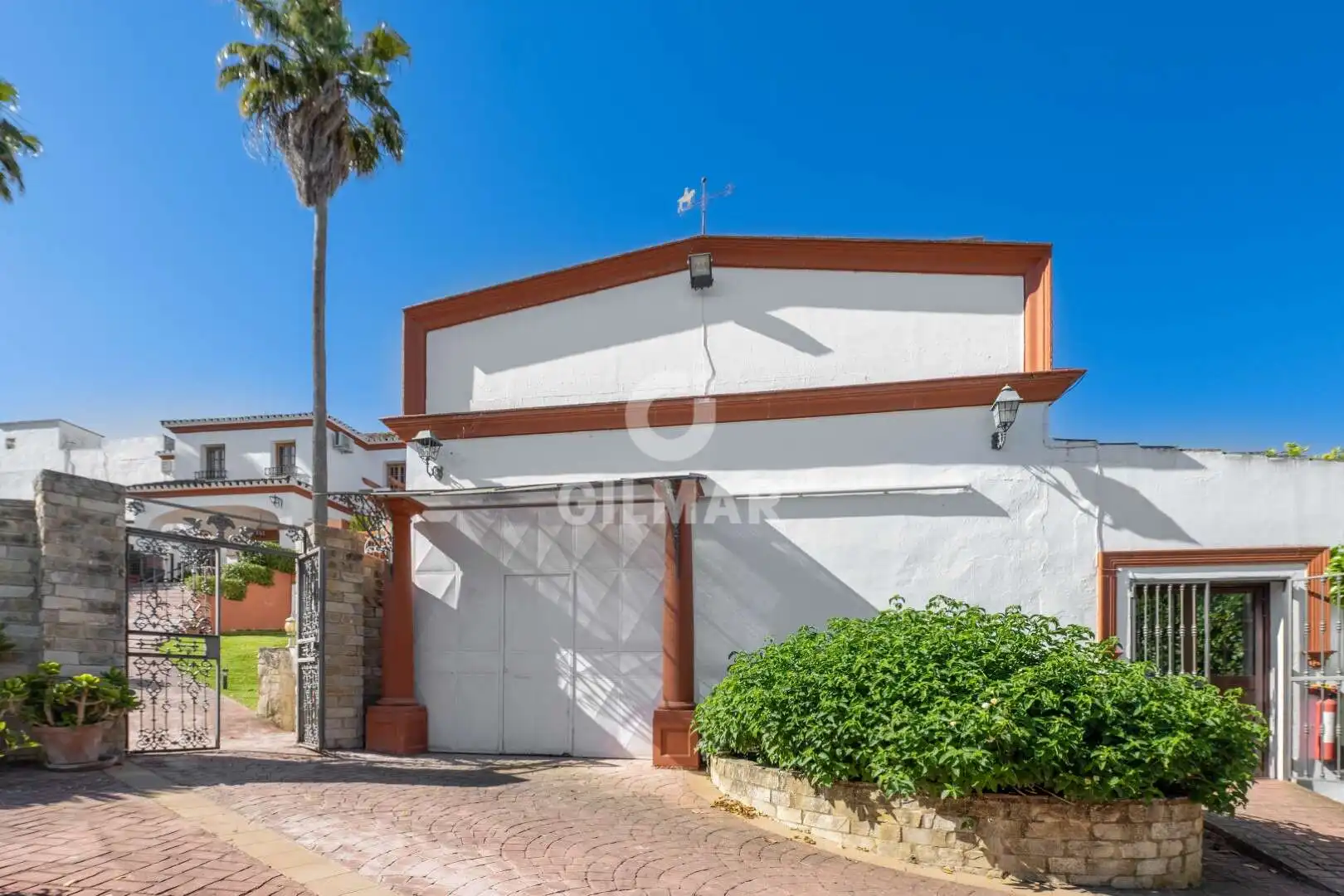 Exterior view of Houses for sale in Villamartín  with Heating, Private garden and Swimming Pool