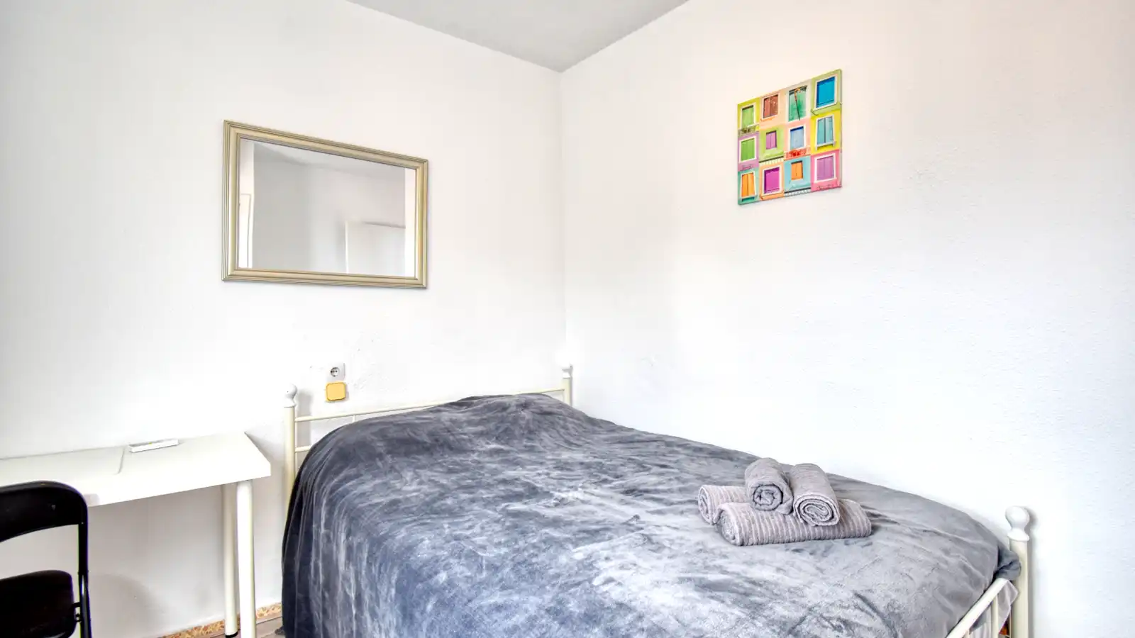 Schlafzimmer von Haus oder Chalet zum Verkauf in Gandia mit Klimaanlage, Heizung und Privatgarten