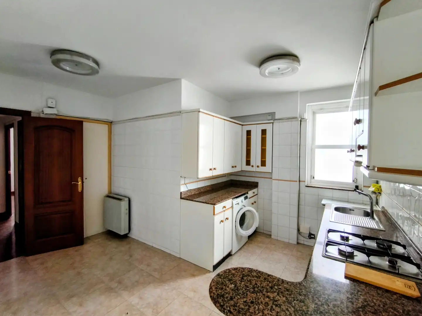 Cuina de Pis en venda en A Coruña Capital  amb Calefacció i Parquet