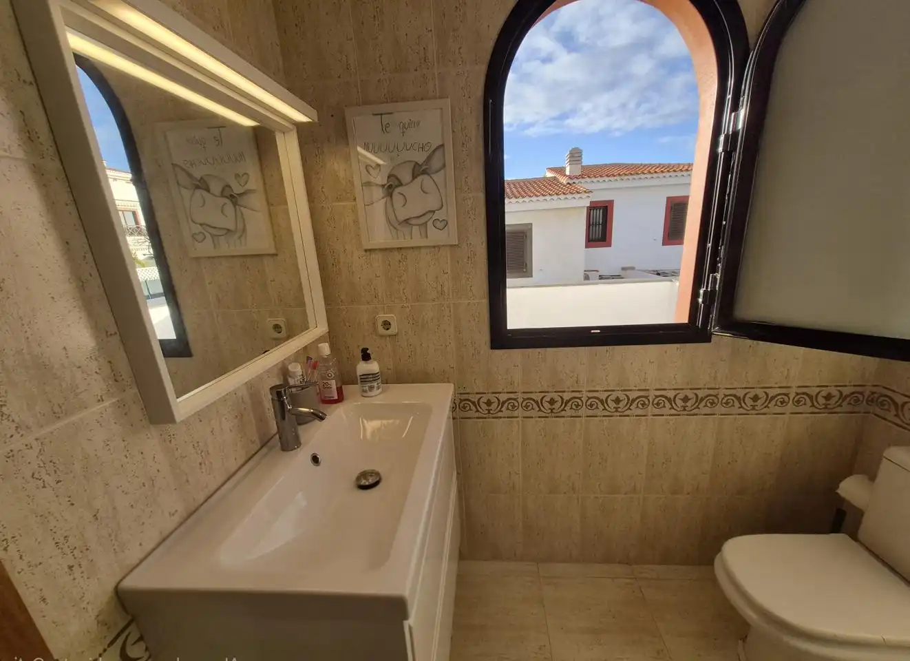 Bathroom of Houses for sale in Agaete
