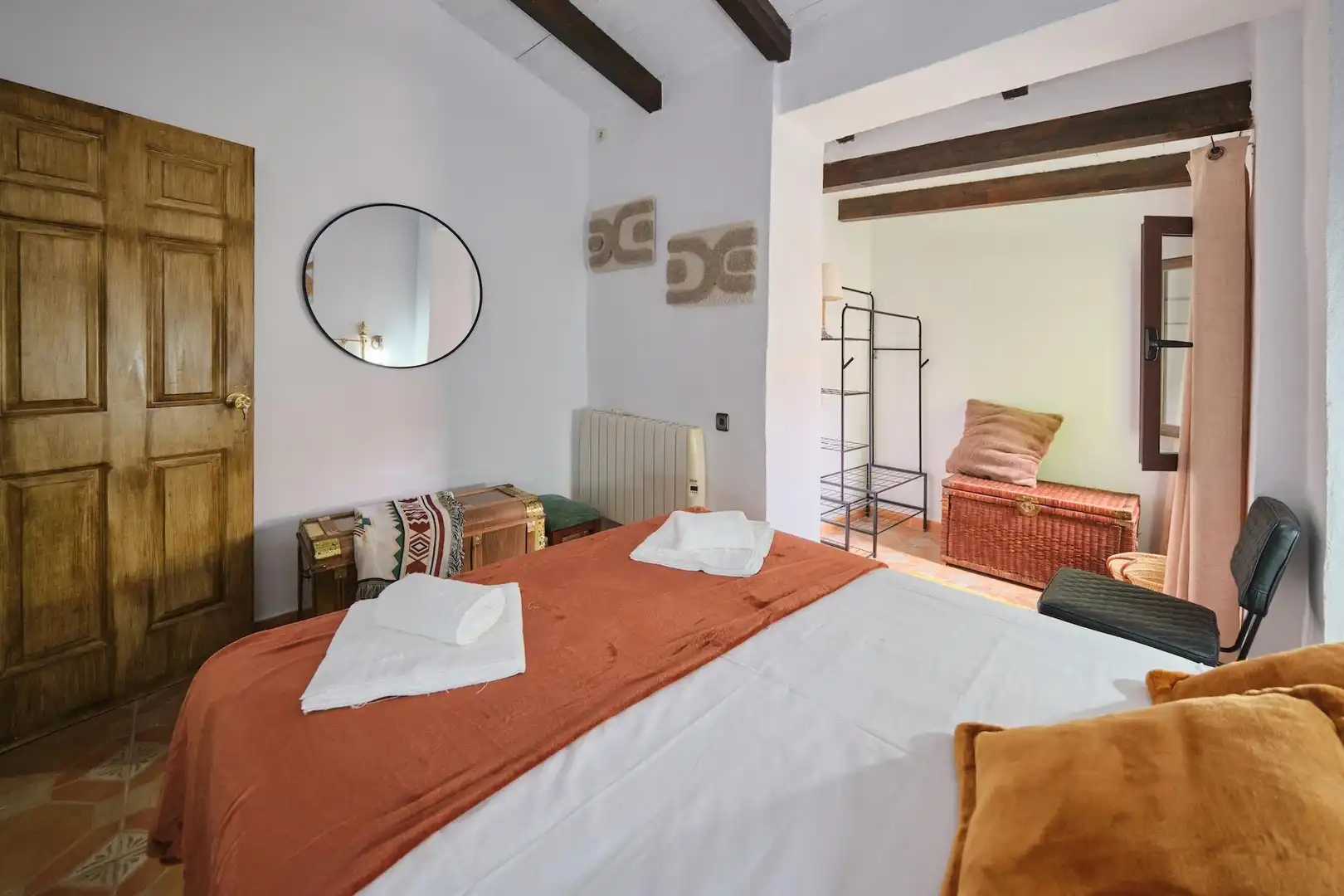Dormitori de Finca rústica en venda en Fornes amb Aire condicionat, Jardí privat i Traster