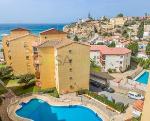 Vista exterior de Apartament de lloguer en Rincón de la Victoria amb Terrassa i Piscina