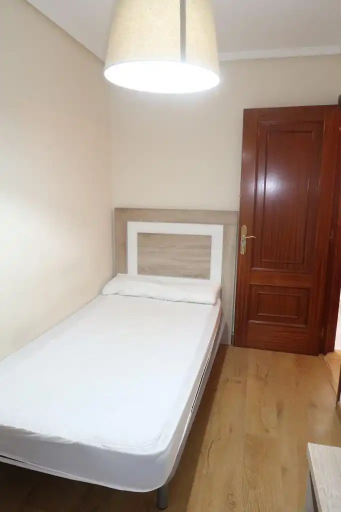Bedroom of Flat for sale in A Coruña Capital   with Heating, Storage room and Furnished