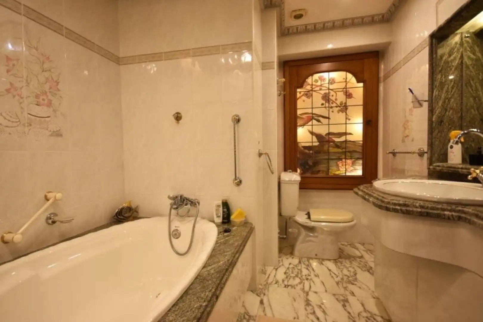Badezimmer von Dachboden zum Verkauf in Calpe / Calp mit Klimaanlage, Heizung und Terrasse