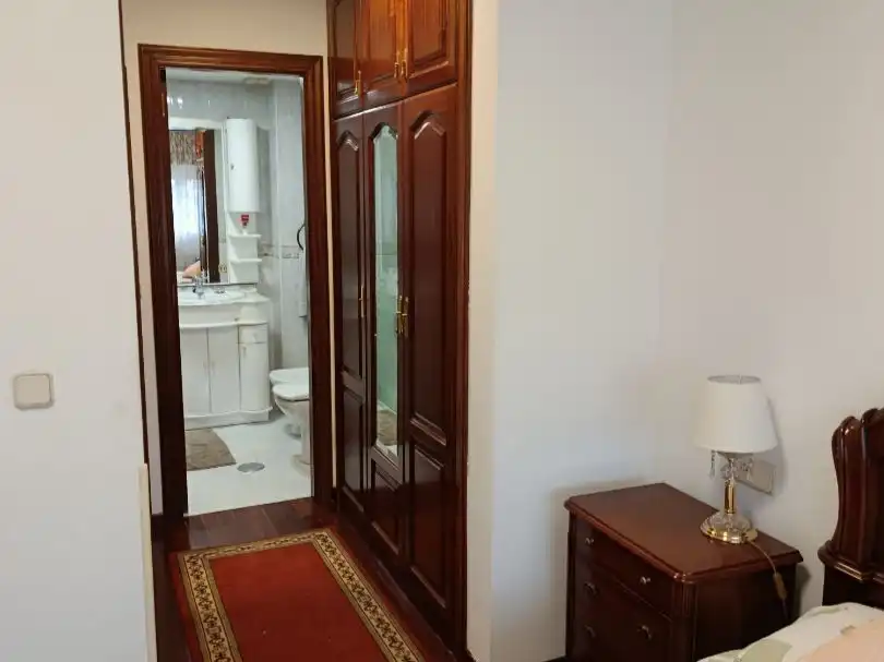 Dormitori de Casa o xalet per a compartir en Parroquias de Santiago