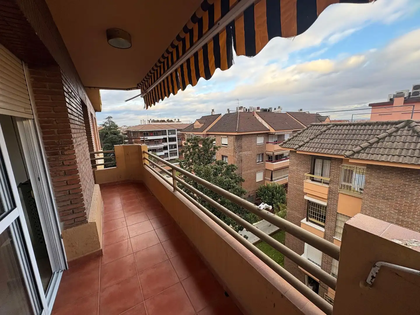 Terrassa de Pis de lloguer en Córdoba amb Aire condicionat, Calefacció i Terrassa