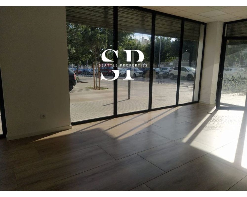 Premises to rent in Badalona