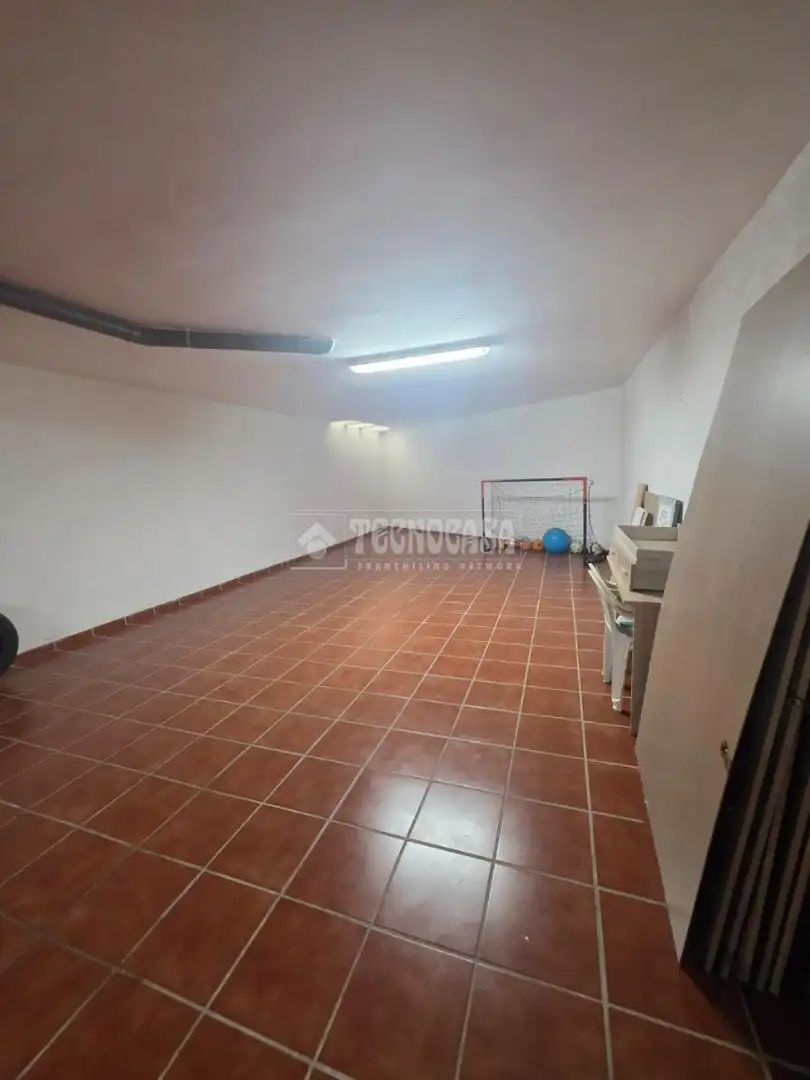 Casa adosada en venta en  Almería Capital