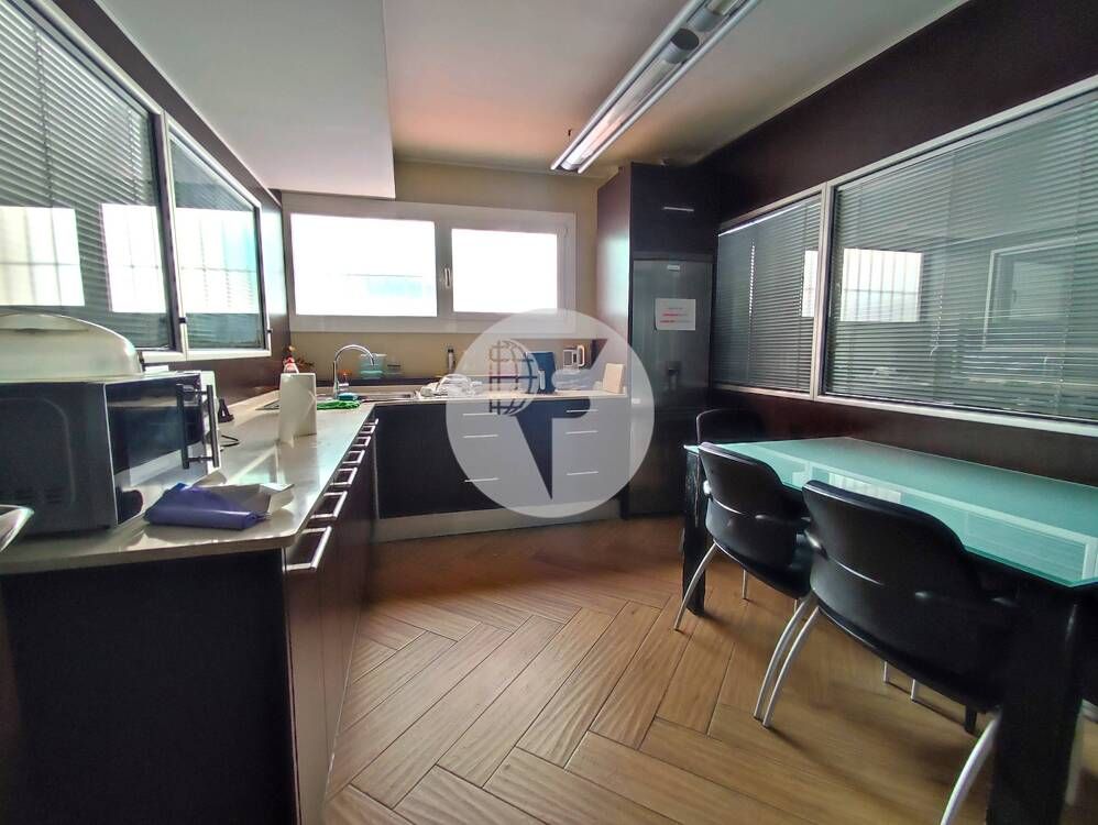 Premises for sale in  Barcelona Capital  with Air Conditioner and Heating