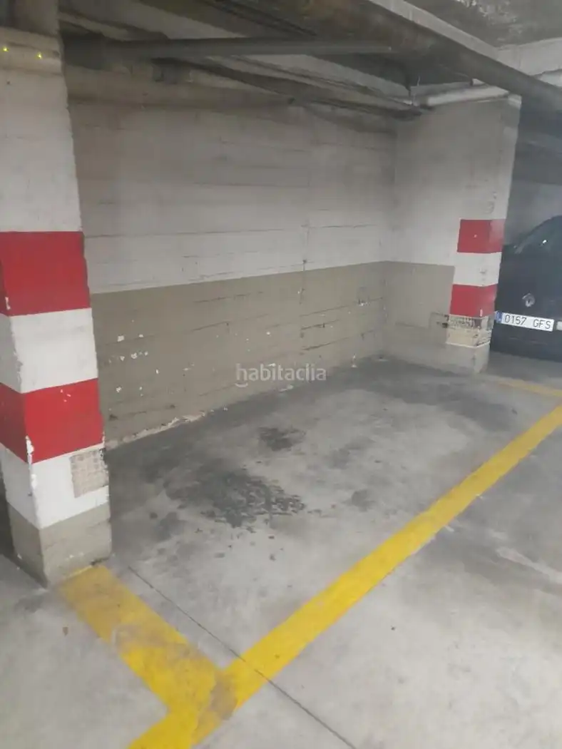 Einzelparkplatz zur Miete in Avenida Gasteiz 95