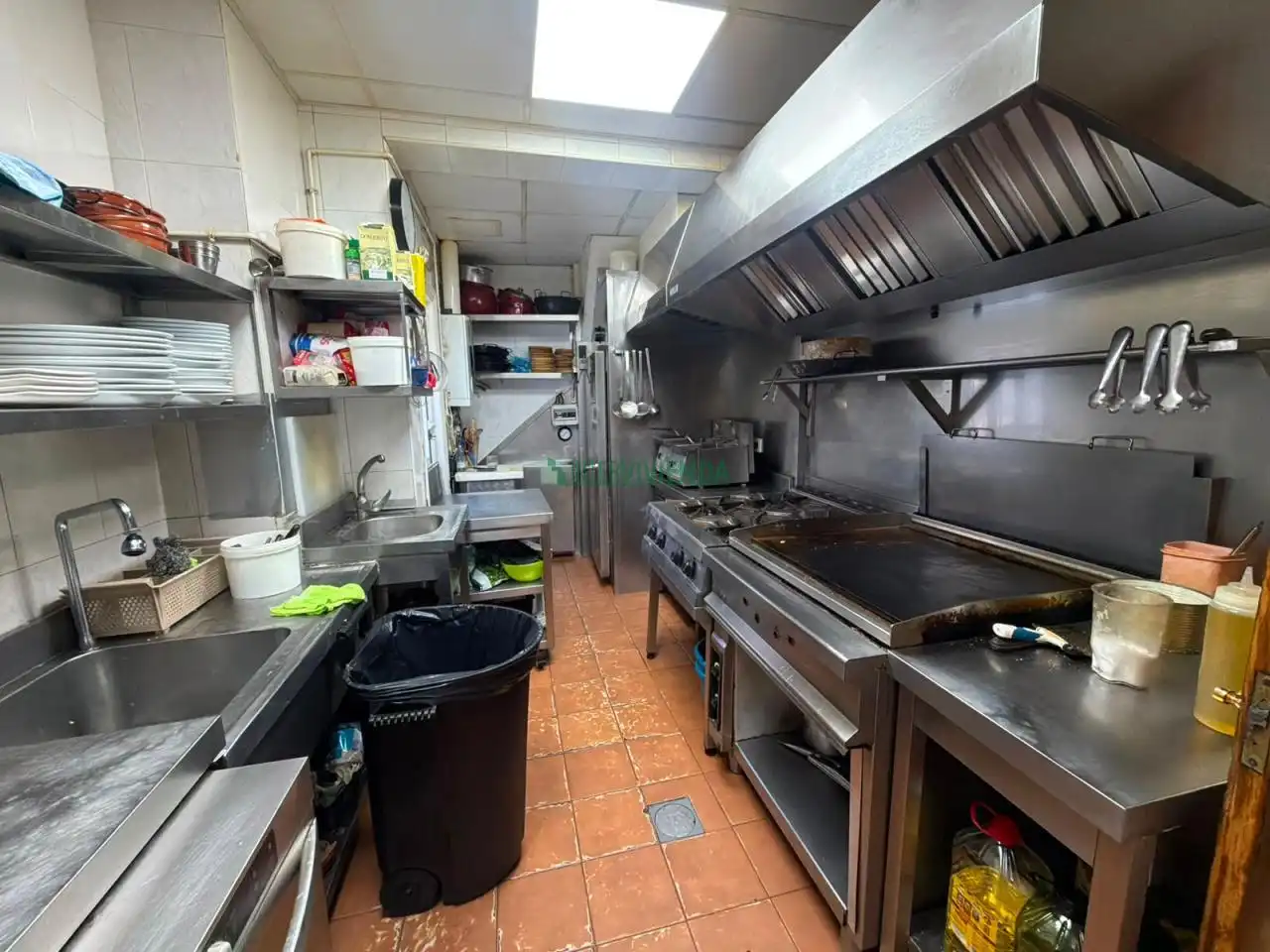 Cuina de Local de lloguer en Vigo  amb Moblat