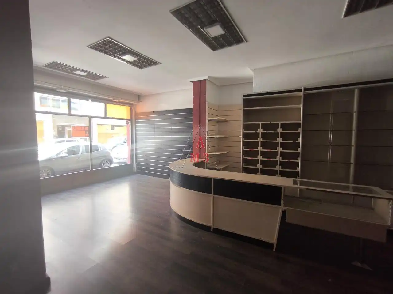 Business premises to rent in Ramiro II, imagen 3