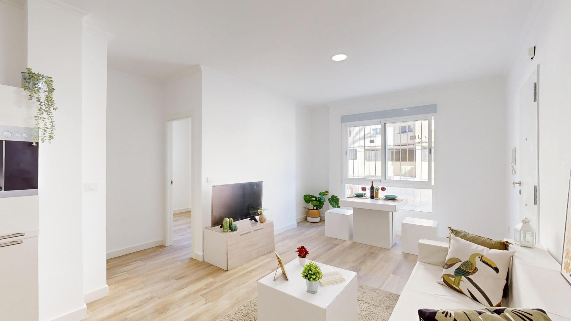 Flat for sale in Plaza VICENTE ROS, Ensanche