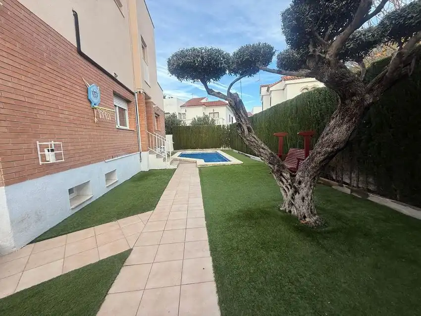House with pool for sale in Miami Platja, imagen 4