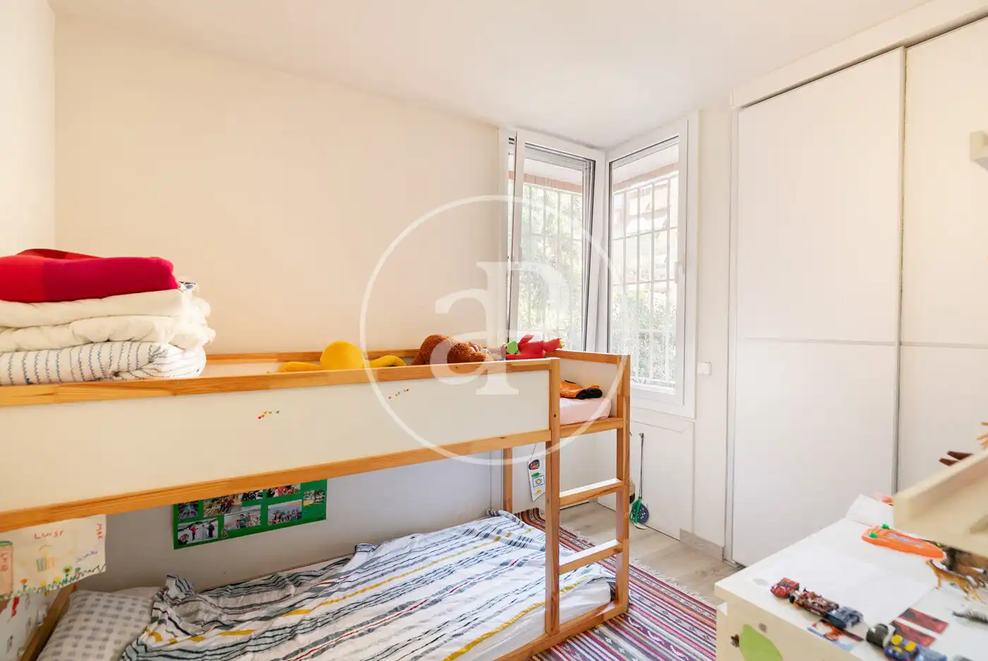 Habitación de Piso en venta en Barcelona con Aire acondicionado, Calefacción y Jardín privado
