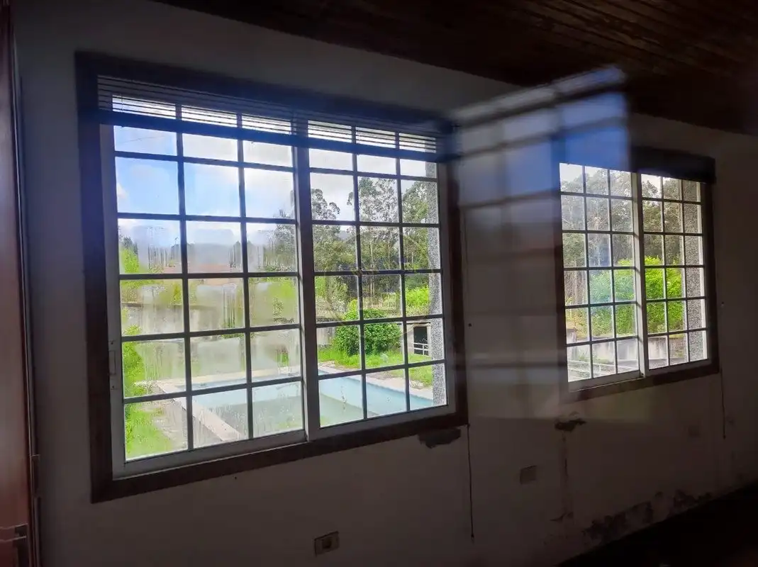 Finca rústica en venta en Vigo  con Calefacción, Trastero y Piscina