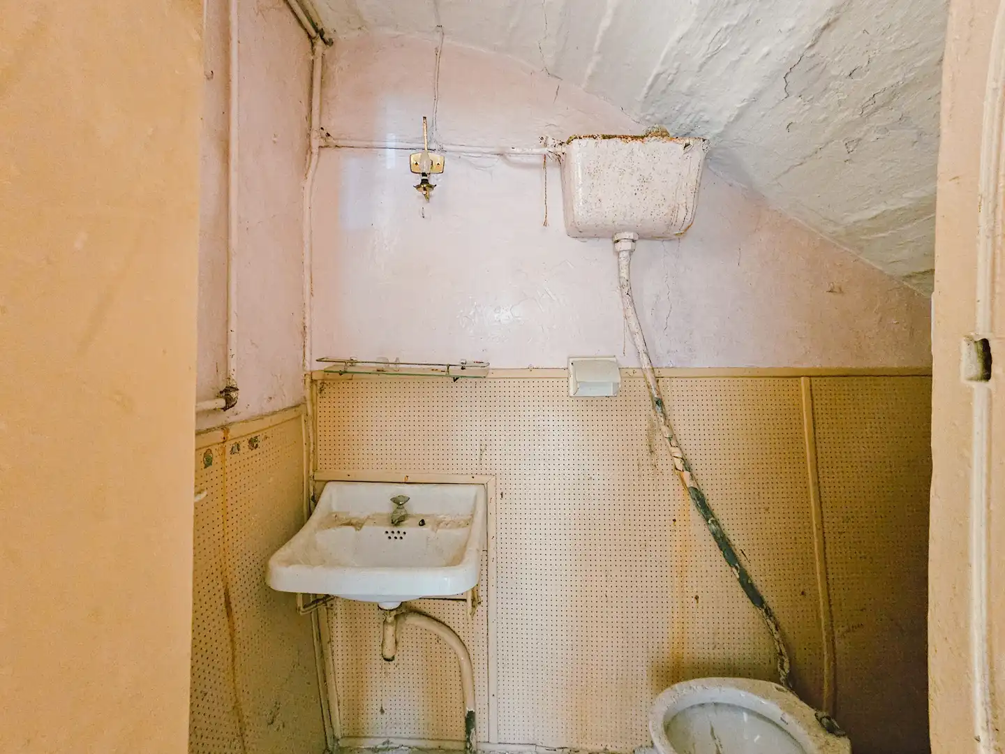 Bany de Casa o xalet en venda en Brea de Aragón amb Balcó