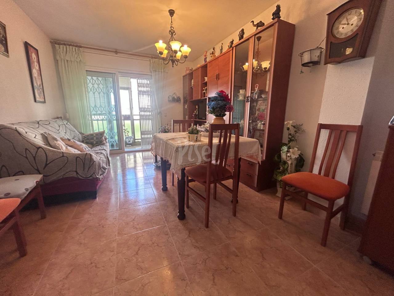 Comedor de Piso en venta en  Tarragona Capital con Calefacción, Amueblado y Balcón