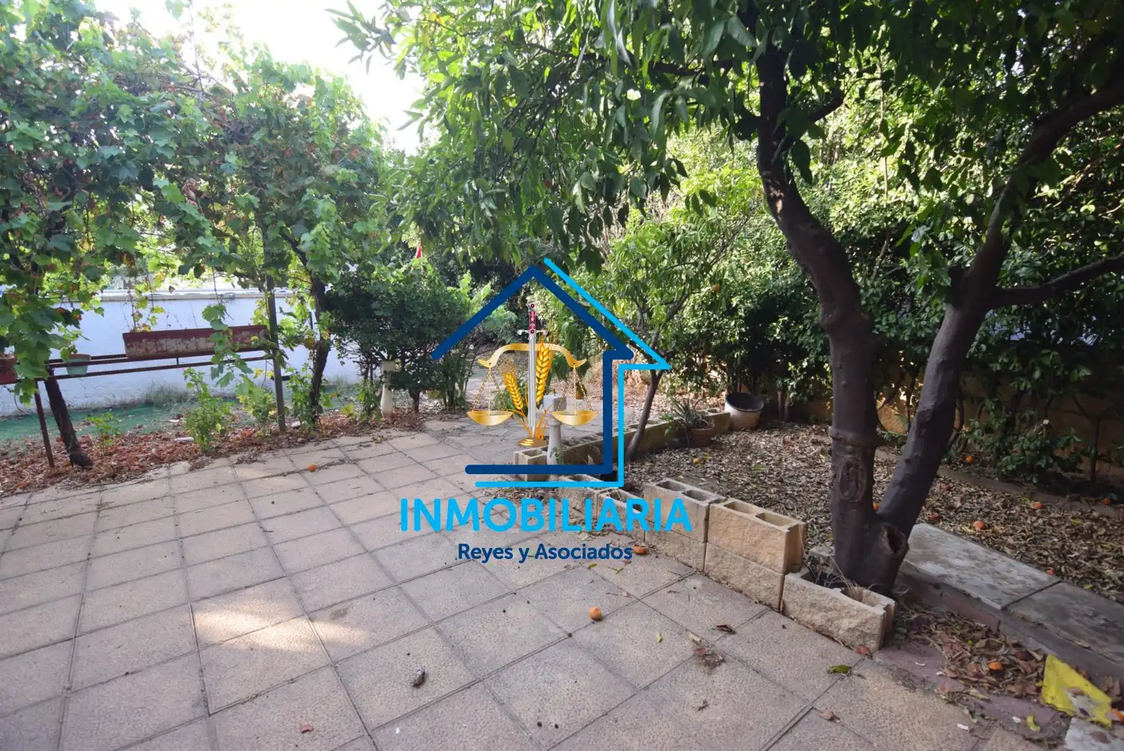 Jardí de Pis en venda en Córdoba amb Aire condicionat, Moblat i Alarma