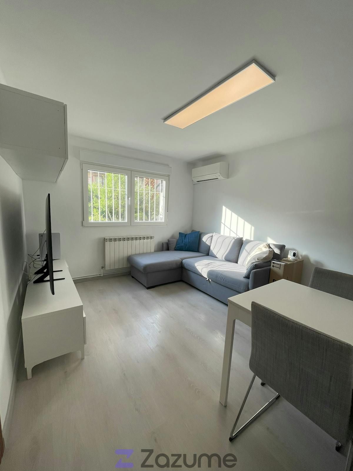 Flat to rent in C. de Gerardo Cordón, Ventas