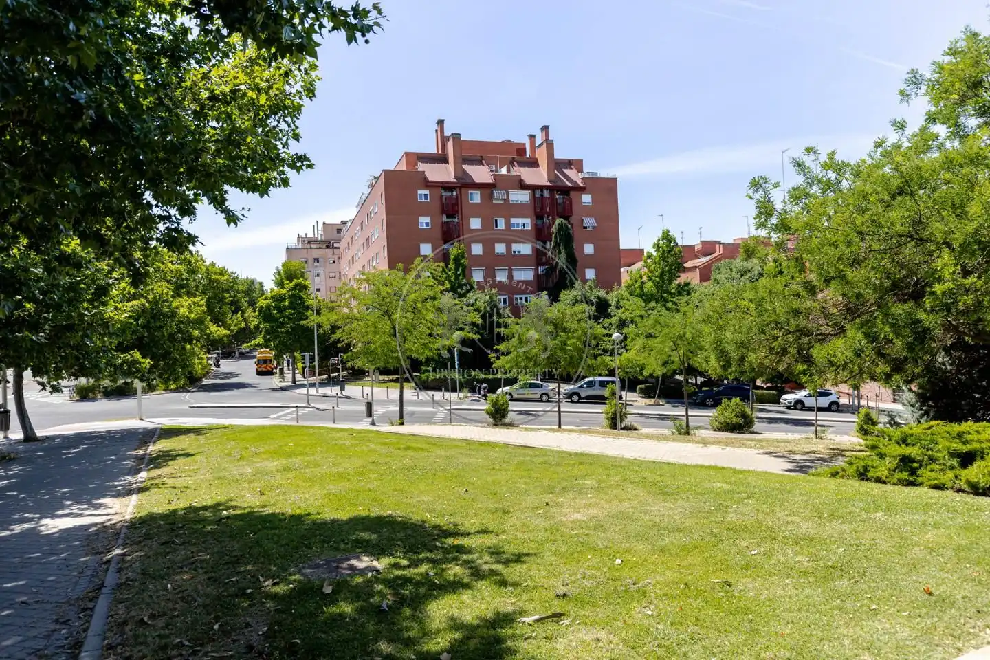Vista exterior de Piso en venta en Madrid con Aire acondicionado y Alarma
