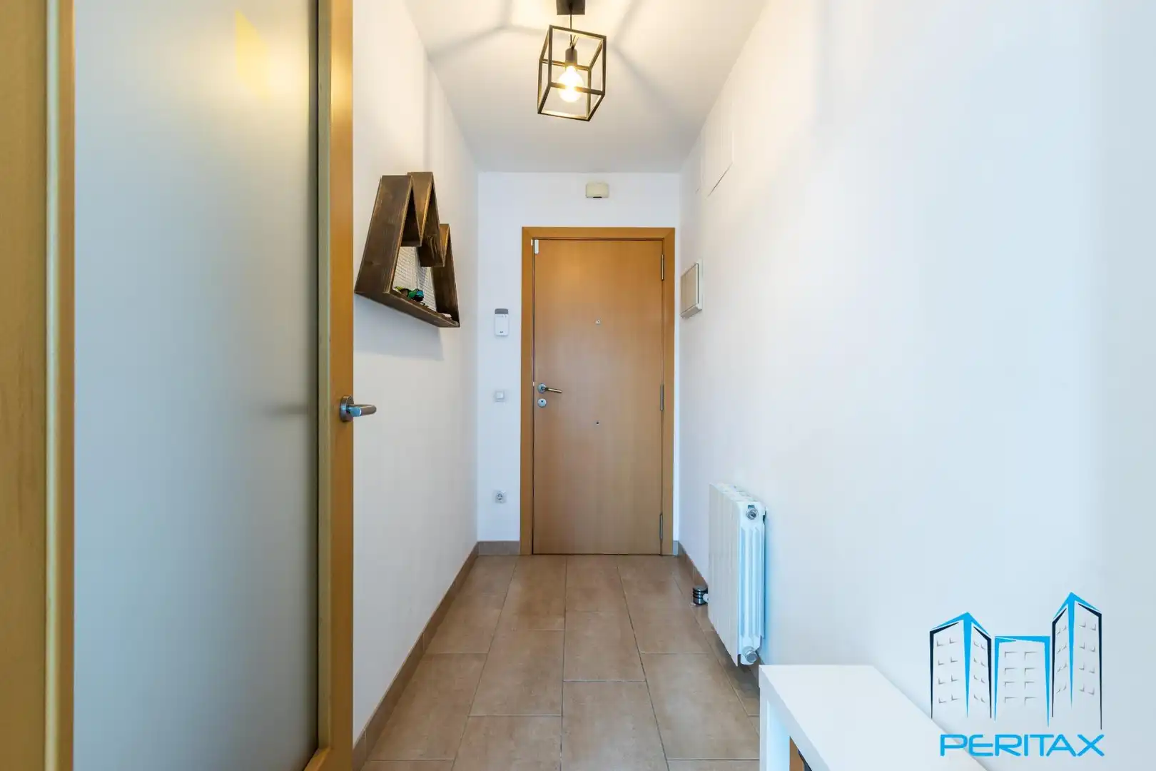 Penthouse with terrace for sale in Carrer de les Tres Creus, imagen 3