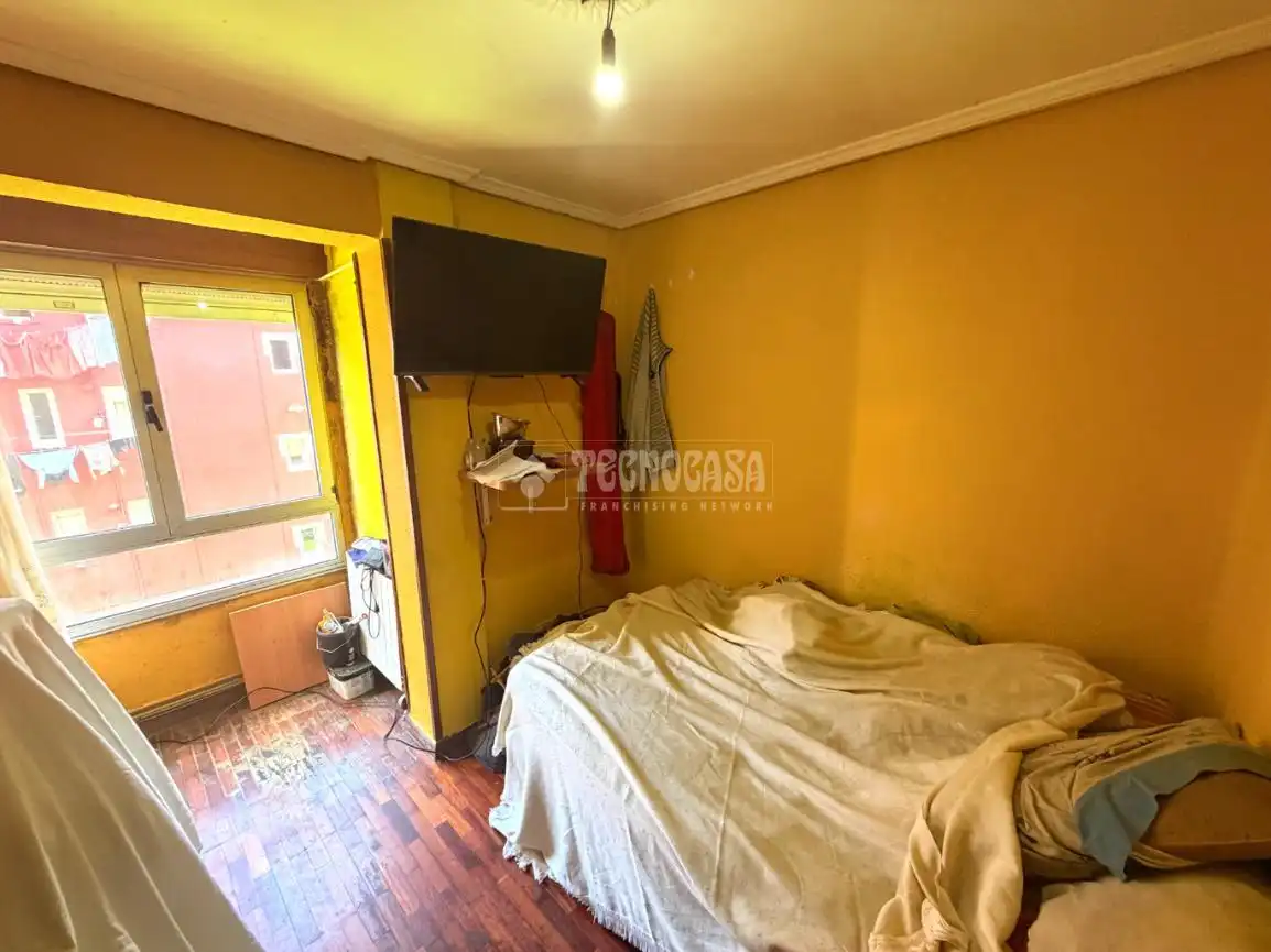 Habitación de Piso en venta en Santander con Calefacción