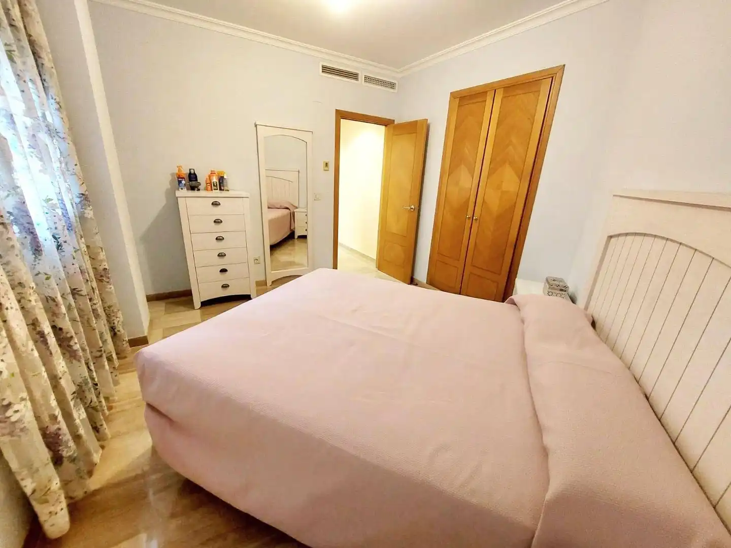 Piso con piscina en venta en GANDHI, imagen 26