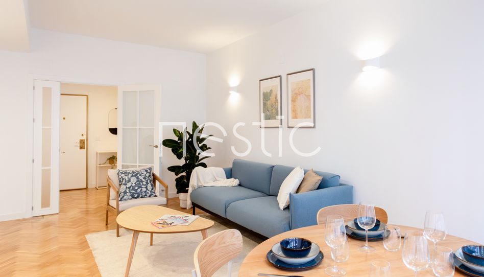 Apartamento de alquiler en Calle de San Bernardo, 107, Arapiles - Imagen 4