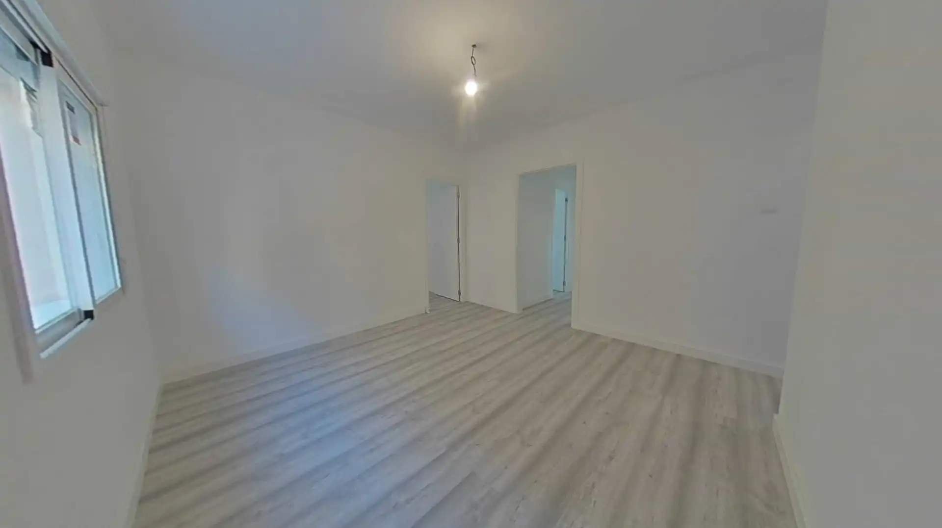 Piso en venta en L'Hospitalet de Llobregat con Parquet