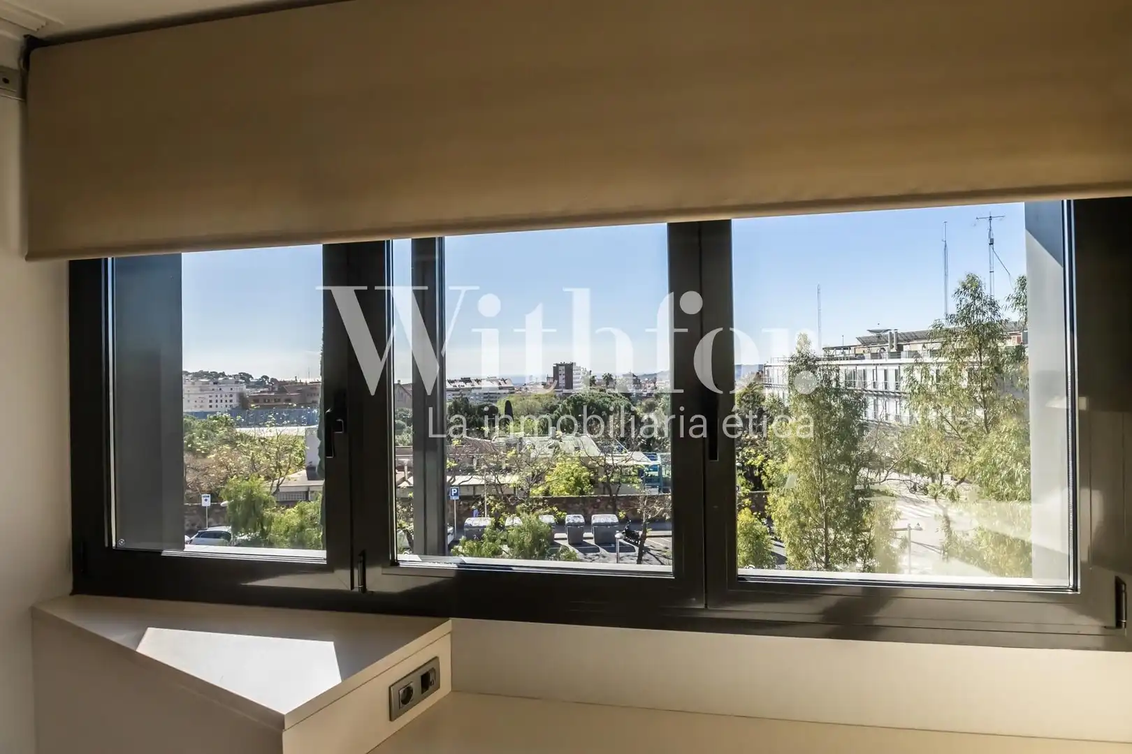 Bedroom of Attic for sale in Barcelona  with Air Conditioner, Heating and Terrace