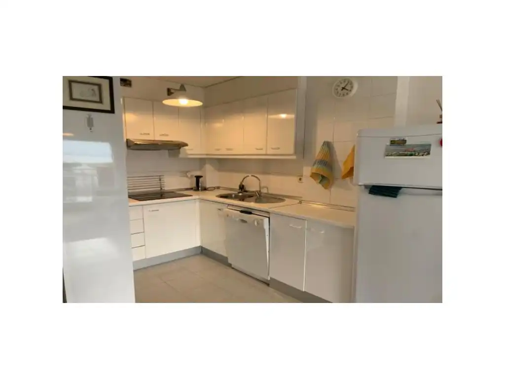 Piso con ascensor en venta en Calle De Merce Rodoreda 1, imagen 4
