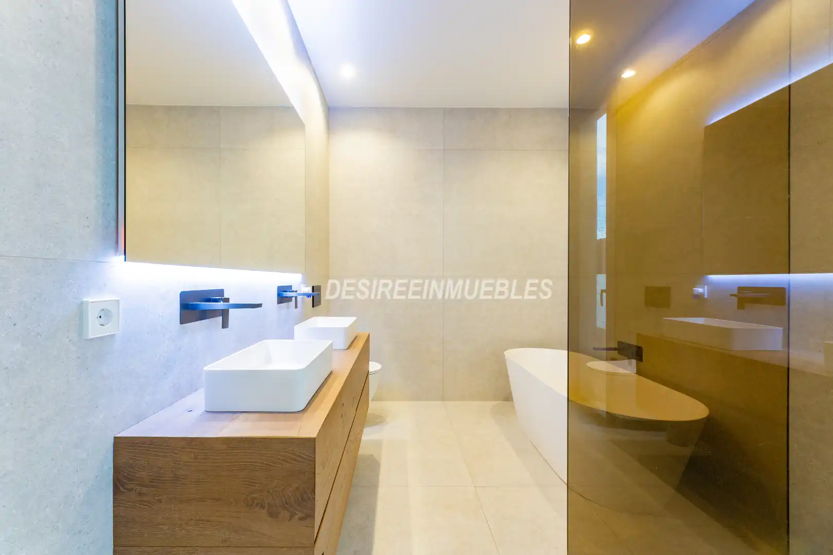 Baño de Casa o chalet en venta en Godella con Aire acondicionado, Calefacción y Jardín privado