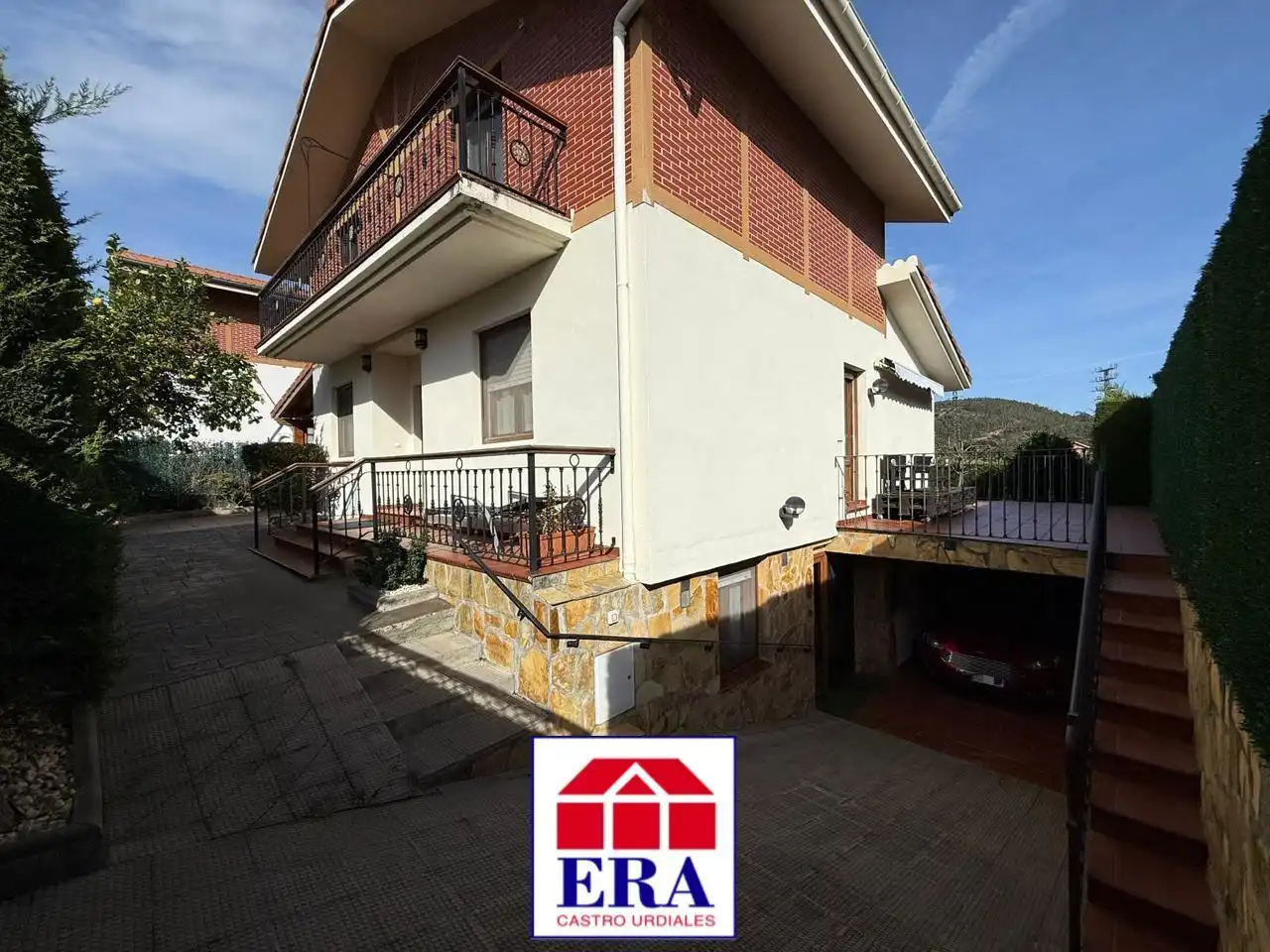 Maison avec piscine à vendre à Barrio Lusa 28