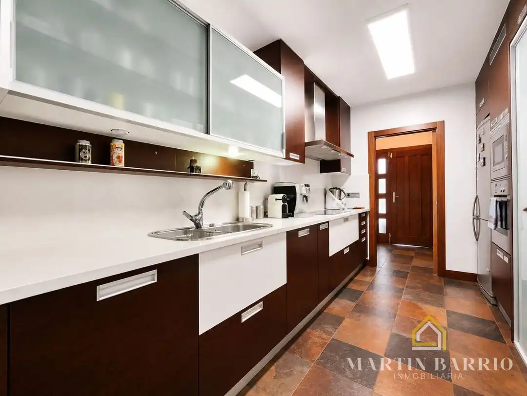 Cocina de Casa o chalet en venta en Muskiz con Aire acondicionado, Calefacción y Jardín privado