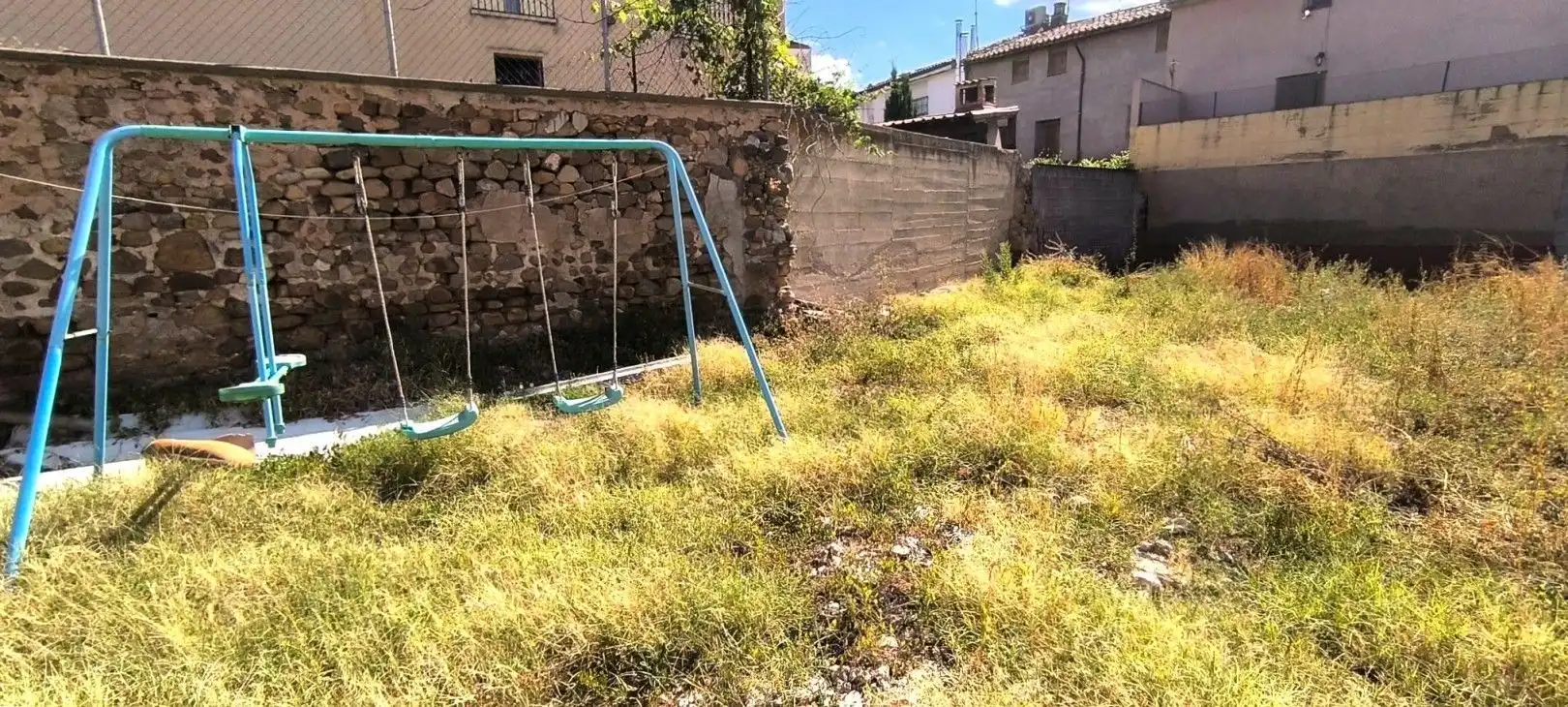 Houses for sale in Corera  with Storage room