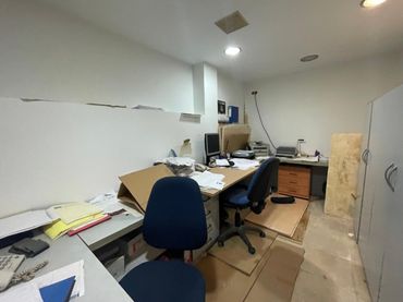 Business premises for sale in Sant Boi de Llobregat - Calle URGELL DE L