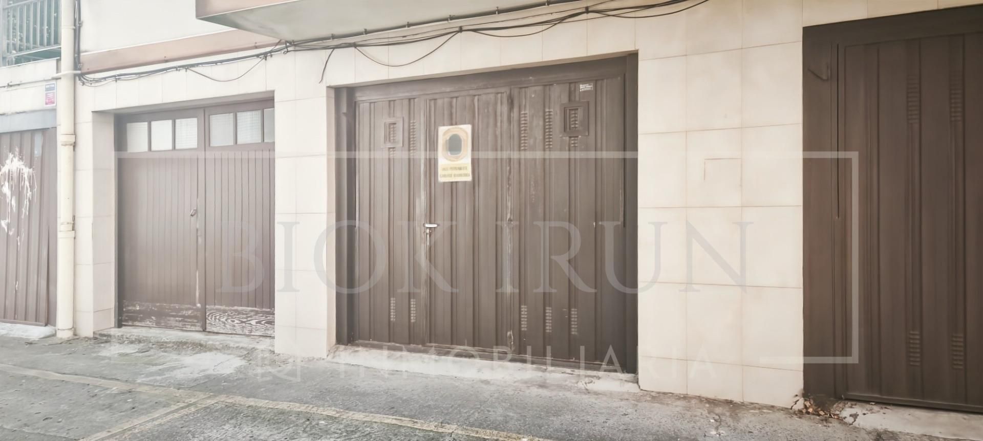 Vista exterior de Garaje en venta en Irun 