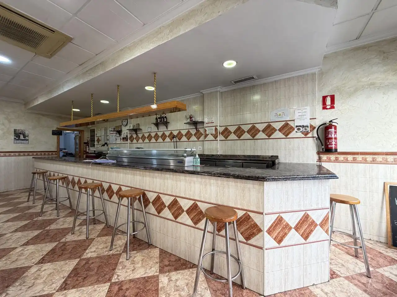Local comercial en venda a Calle Lamberto Amat