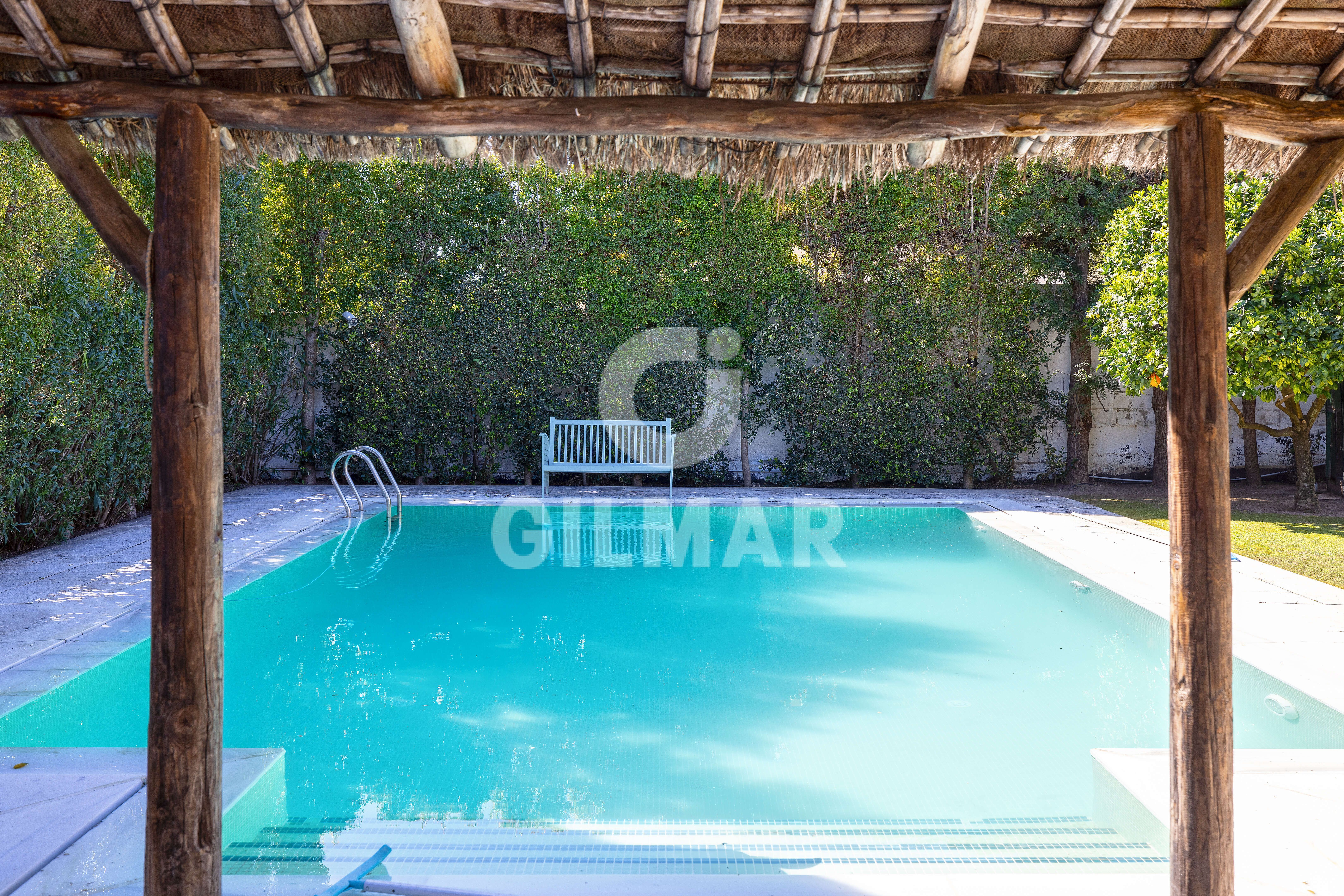 Piscina de Casa o xalet en venda en Jerez de la Frontera amb Aire condicionat, Calefacció i Jardí privat