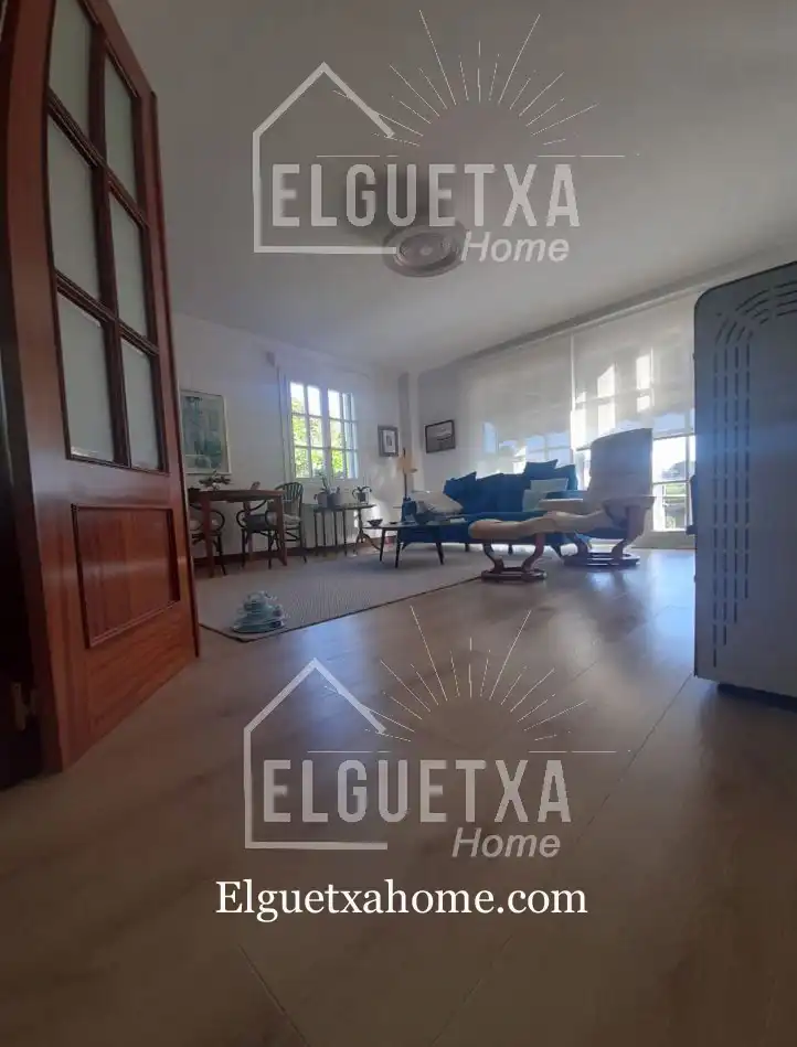 Sala de estar de Casa adosada en venta en Plentzia con Calefacción, Jardín privado y Terraza