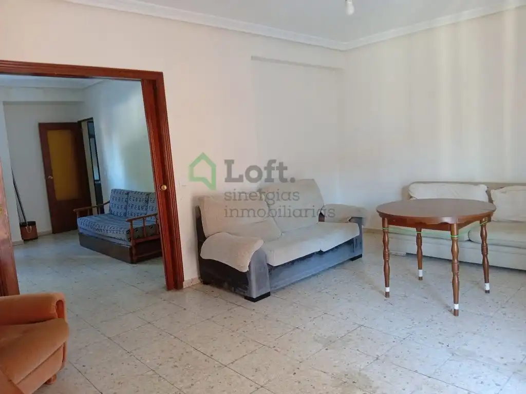 Wohnzimmer von Wohnung zur Miete in Badajoz