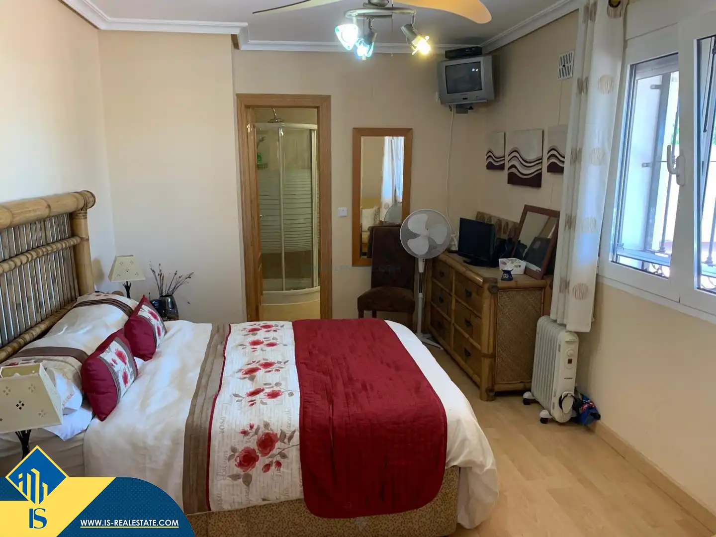 Chalet con piscina en venta en Los Balcones - Los Altos, imagen 6