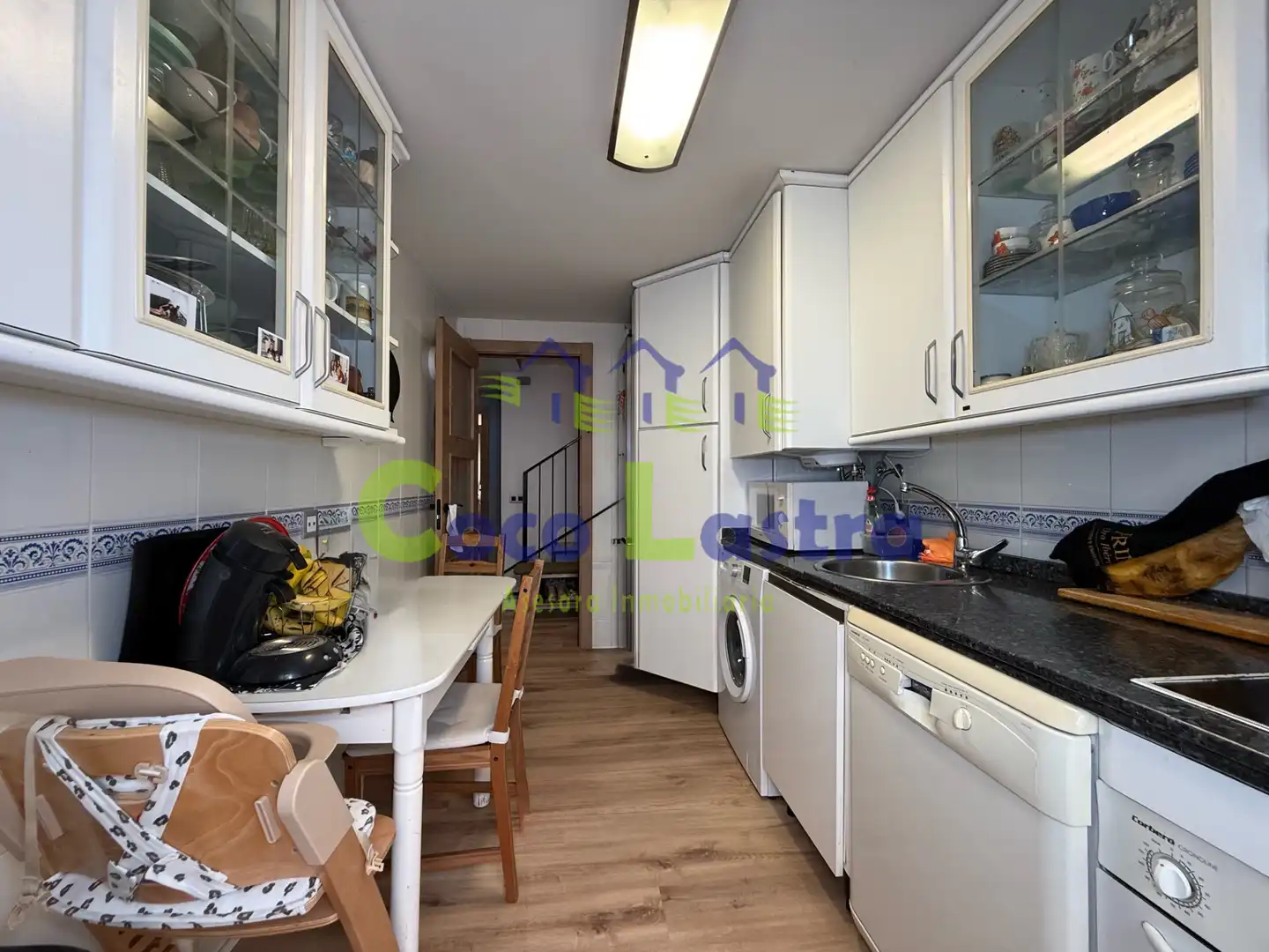Cocina de Dúplex en venta en Salamanca con Calefacción, Parquet y Terraza