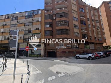 Business premises for sale in Avenida Antonio Hurtado 5