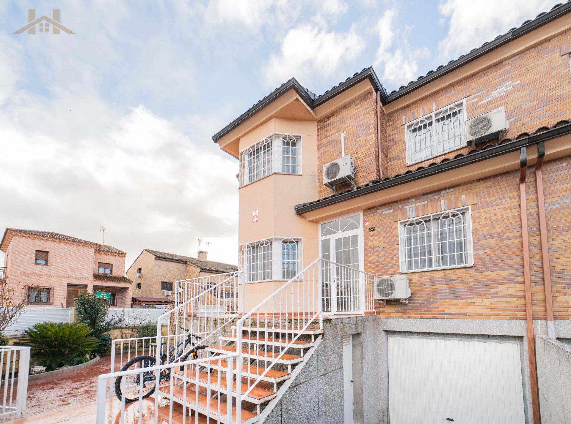 Exterior view of Houses for sale in Ugena  with Air Conditioner, Heating and Private garden